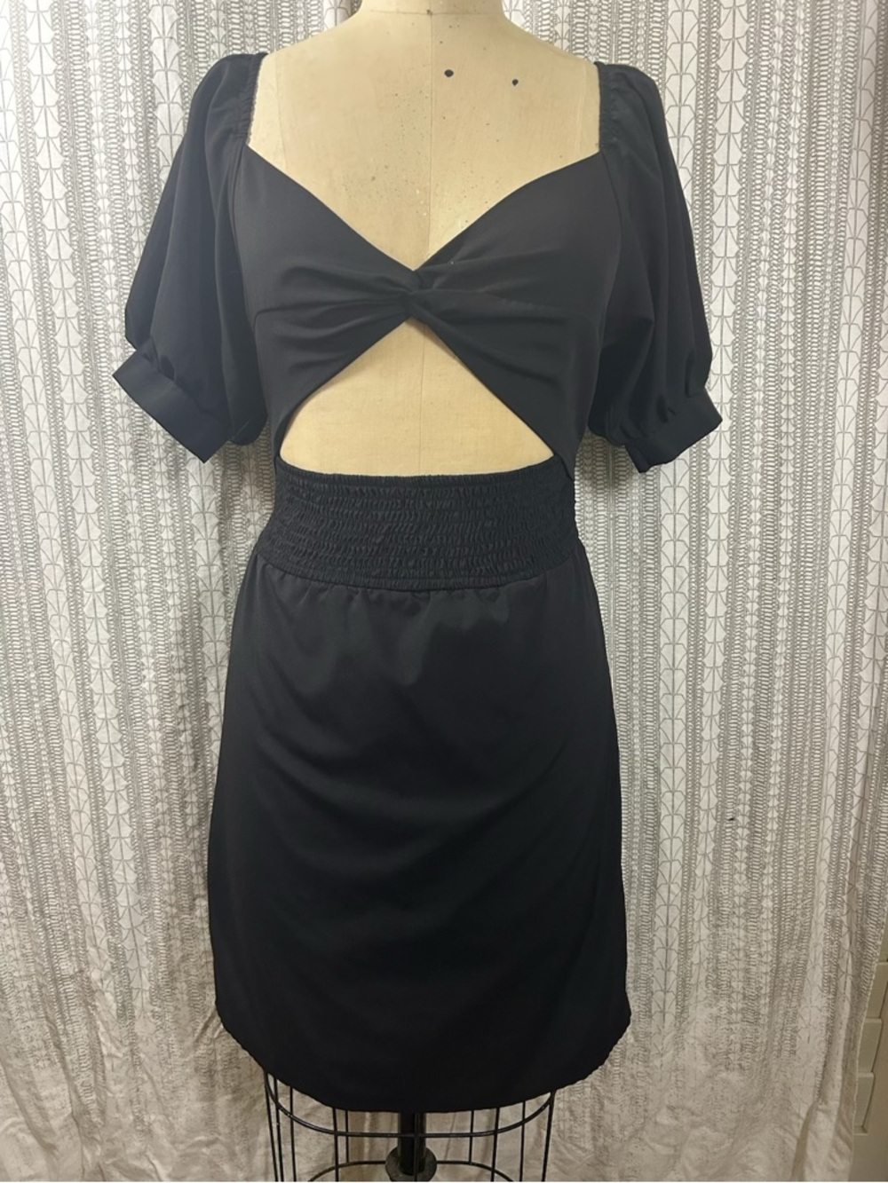 PrettyLittleThing Black Twist Cutout Mini Skirt